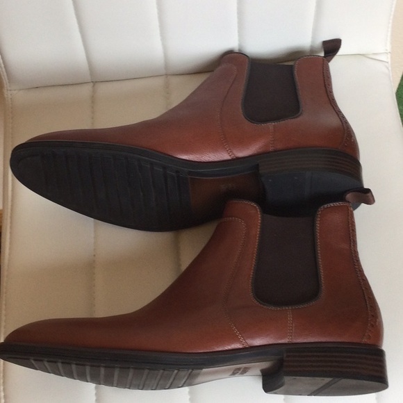 NWOB Mens Johnston & Murphy 13M Henrick Cognac Full Grain Chelsea Boot - Picture 4 of 12